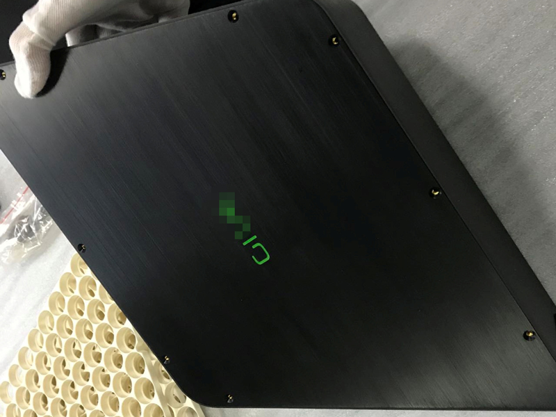 Aluminum-battery-house-black-anodize+brush-finish+paint-filled-logo--