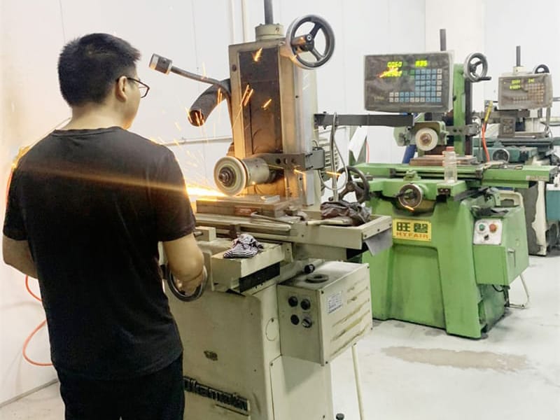 Injection-Mold-Workshop-1