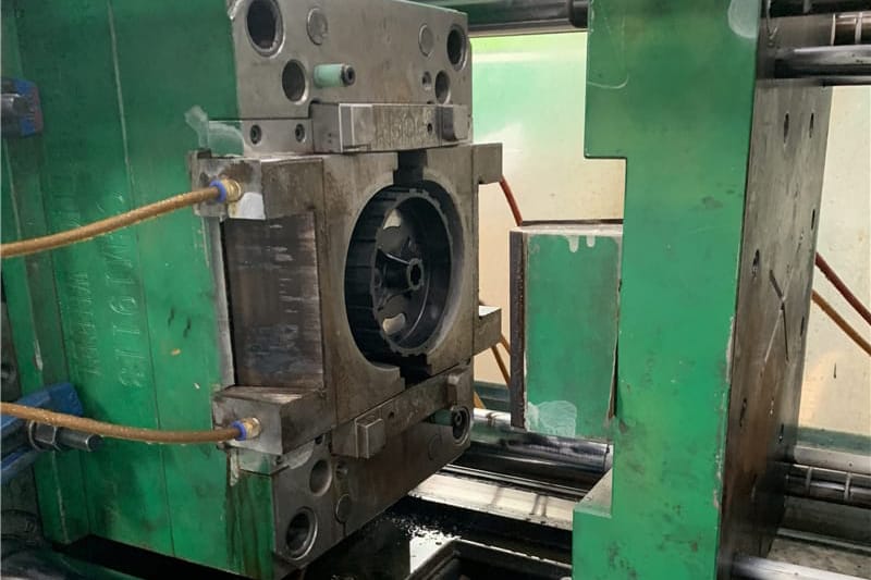 Injection-Molding (3)